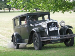 1929 Essex Sedan - Owner: Fred Rix