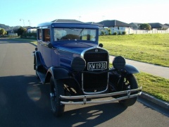 1930 Essex Sedan - Owner: Noel Shaw