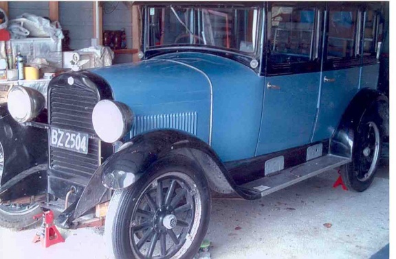 1927 Essex Sedan - Owner: Gary Pooley