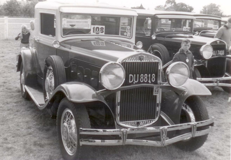 1930 Hudson Coupe.jpg
