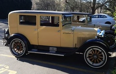 1928 Essex Sedan - Owner: Warner Reid